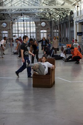 Les participants dans le dispositif · L’Expérience du silence · Jeune Création · CENTQUATRE · 2012