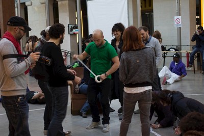 Les participants dans le dispositif · L’Expérience du silence · Jeune Création · CENTQUATRE · 2012